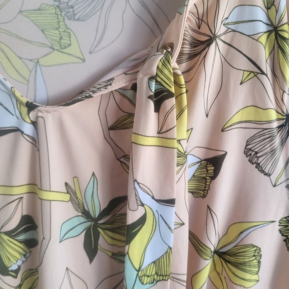 Liz Claiborne Size 2x Blush Pink Sleeveless Floral Print Stretch Blouse Tie Neck - Picture 5 of 9